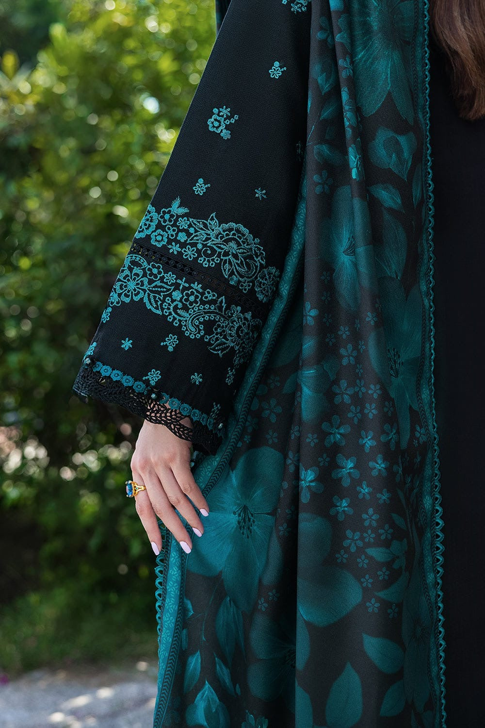 3PC UNSTITCHED DHANAK EMBROIDERED SHIRT WITH DHANAK EMB WORK SHAWL EMBROIDERED DUPATTA